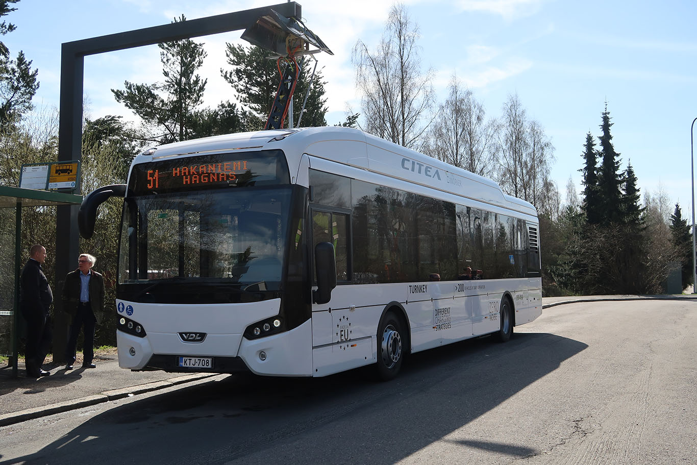 Hyppaa Hiljaiseen Bussikyytiin Linjalla 51 Voi Toukokuussa Matkustaa Uudella Kaupunkisahkobussilla Hsl Fi